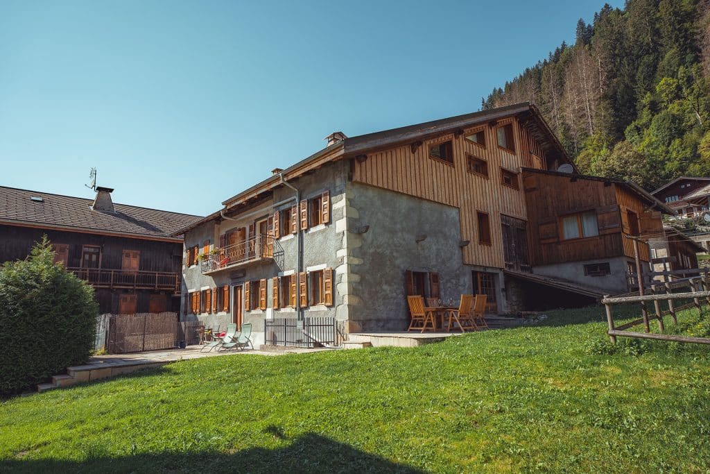 Mountain Xtra - Chalet Cascades from the outside