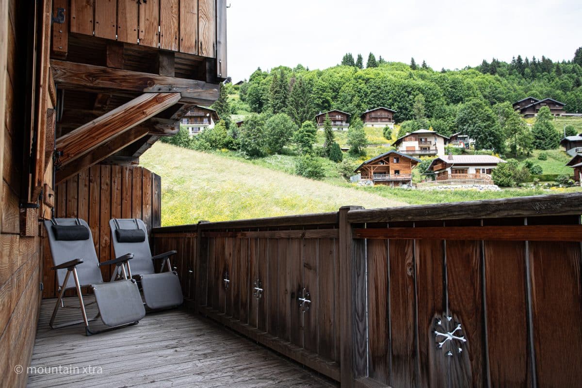Mountain Xtra Apartment Petite P outside balcony
